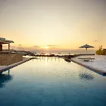 Summer Senses Luxury Hotell