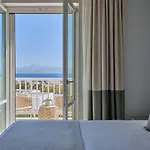 Summer Senses Luxury