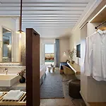 Summer Senses Luxury Hotell