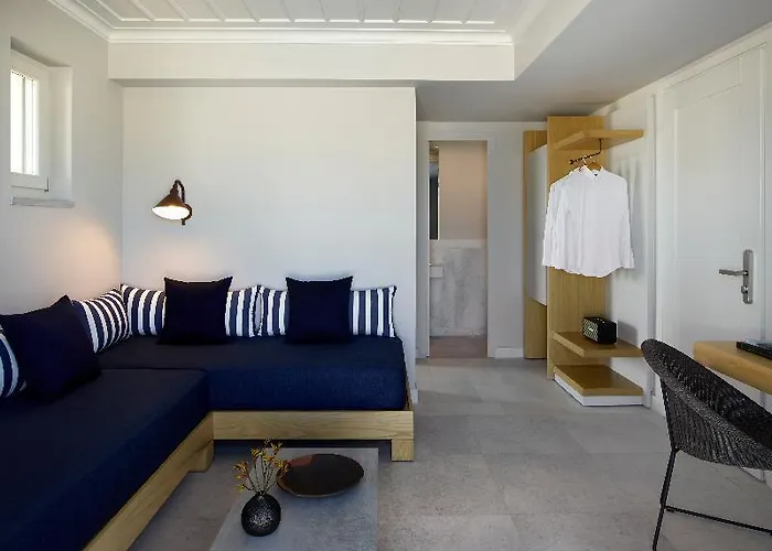 Summer Senses Luxury Paros 호텔 피소리바디